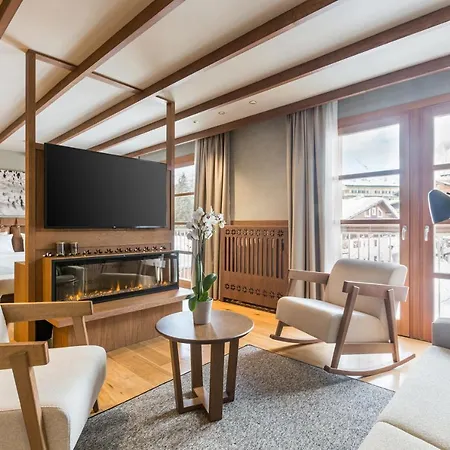 Otel Grand Savoia Cortina D'ampezzo, A Radisson Collection 5*