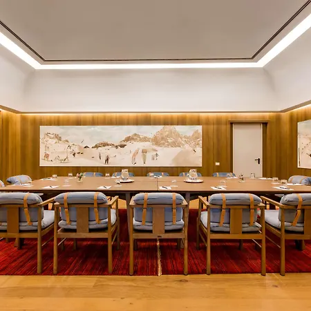 Grand Savoia Cortina D'ampezzo, A Radisson Collection Otel Cortina dʼAmpezzo