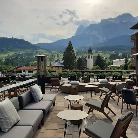 Grand Savoia Cortina D'ampezzo, A Radisson Collection Otel 5*