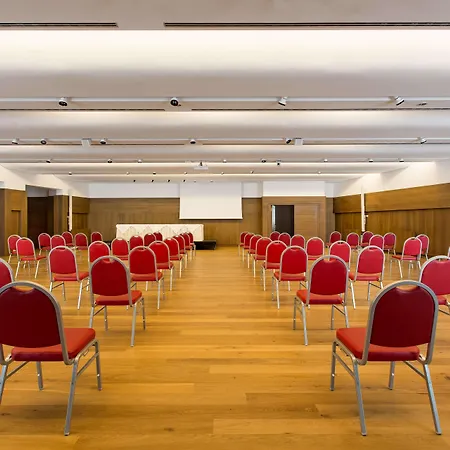 Grand Savoia Cortina D'ampezzo, A Radisson Collection Cortina dʼAmpezzo