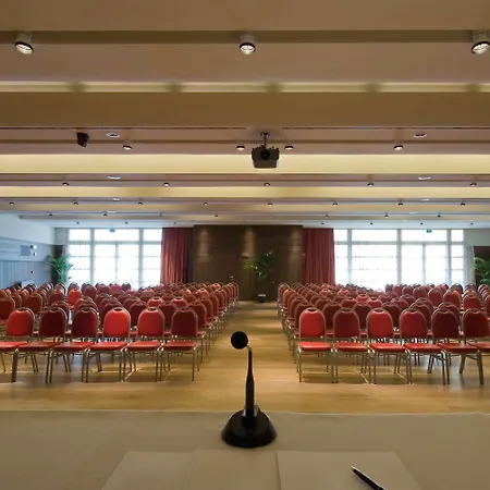Grand Savoia Cortina D'ampezzo, A Radisson Collection 5* Cortina dʼAmpezzo