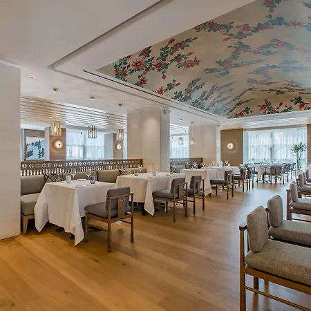 Grand Savoia Cortina D'ampezzo, A Radisson Collection 5* Cortina dʼAmpezzo